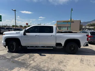 2020 Chevrolet Silverado 2500HD photo 2