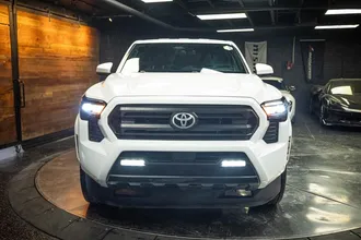 2025 TOYOTA TACOMA photo 4