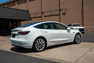 2020 Tesla Model 3 photo 5