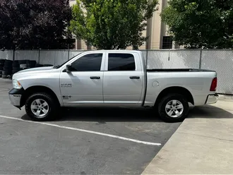 2016 RAM 1500 ST photo 4
