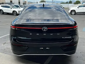 2023 Toyota Crown Platinum photo 6