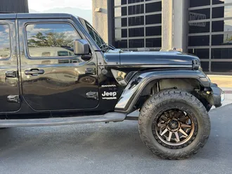 2019 Jeep Wrangler photo 3