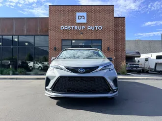 2024 Toyota Sienna photo 4