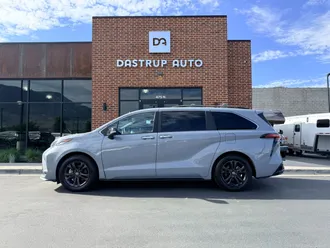 2024 Toyota Sienna photo 5