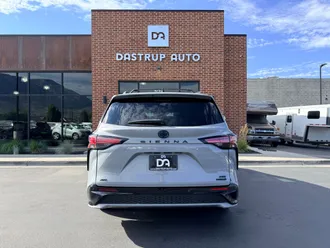 2024 Toyota Sienna photo 7