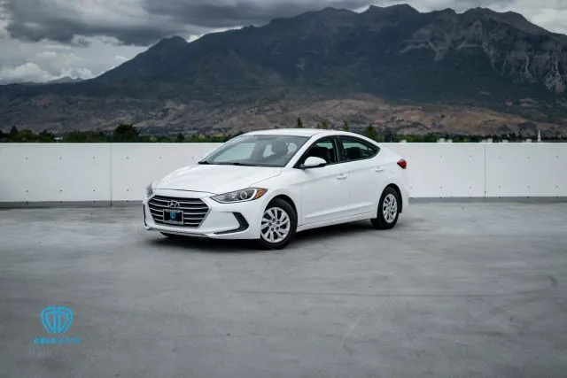 2017 Hyundai Elantra SE Sedan 4D
