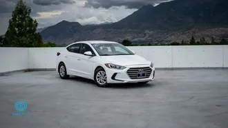 2017 Hyundai Elantra photo 2