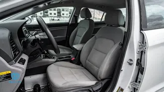 2017 Hyundai Elantra photo 7
