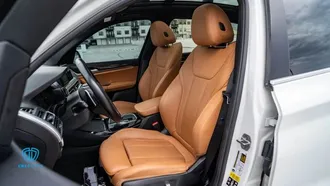 2022 BMW X3 photo 2