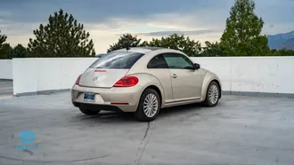 2015 Volkswagen Beetle photo 4