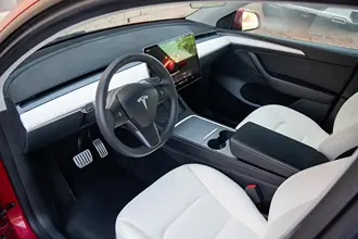 Model Y 15