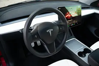 Model Y 16