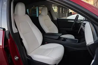 Model Y 31