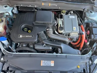 2014 Ford Fusion Hybrid SE photo 4