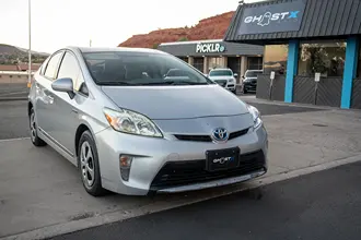 2012 Toyota Prius photo 2