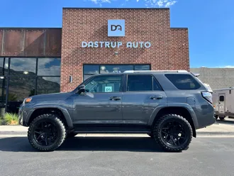 2018 Toyota 4Runner photo 3