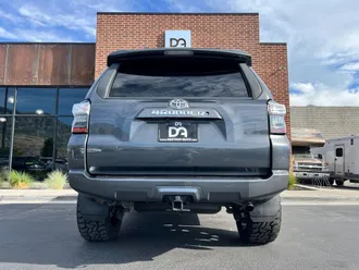 2018 Toyota 4Runner photo 5
