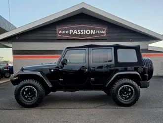 2017 Jeep Wrangler Unlimited photo 2