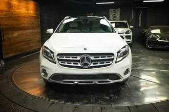 2018 MERCEDES-BENZ GLA photo 4