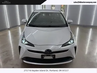 2021 Toyota Prius photo 2