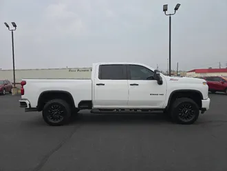 2021 Chevrolet Silverado 2500HD photo 2