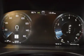 2018 Volvo XC60 photo 2