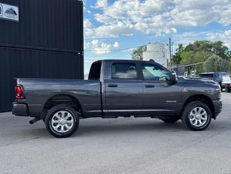 2027 Ram 3500 photo 5
