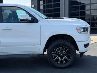 2020 Ram 1500 photo 3