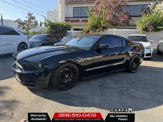 2012 Ford Mustang V6 photo 3
