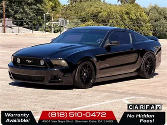 2012 Ford Mustang V6 photo 3