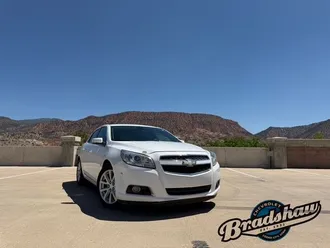 2013 Chevrolet Malibu photo 2