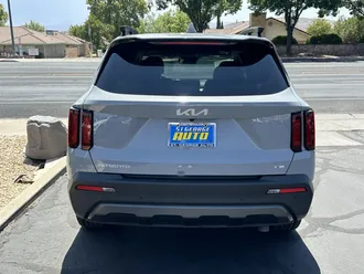 2023 Kia Sorento photo 4