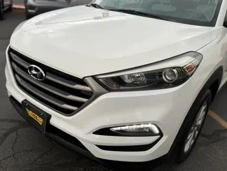 2016 Hyundai Tucson photo 3