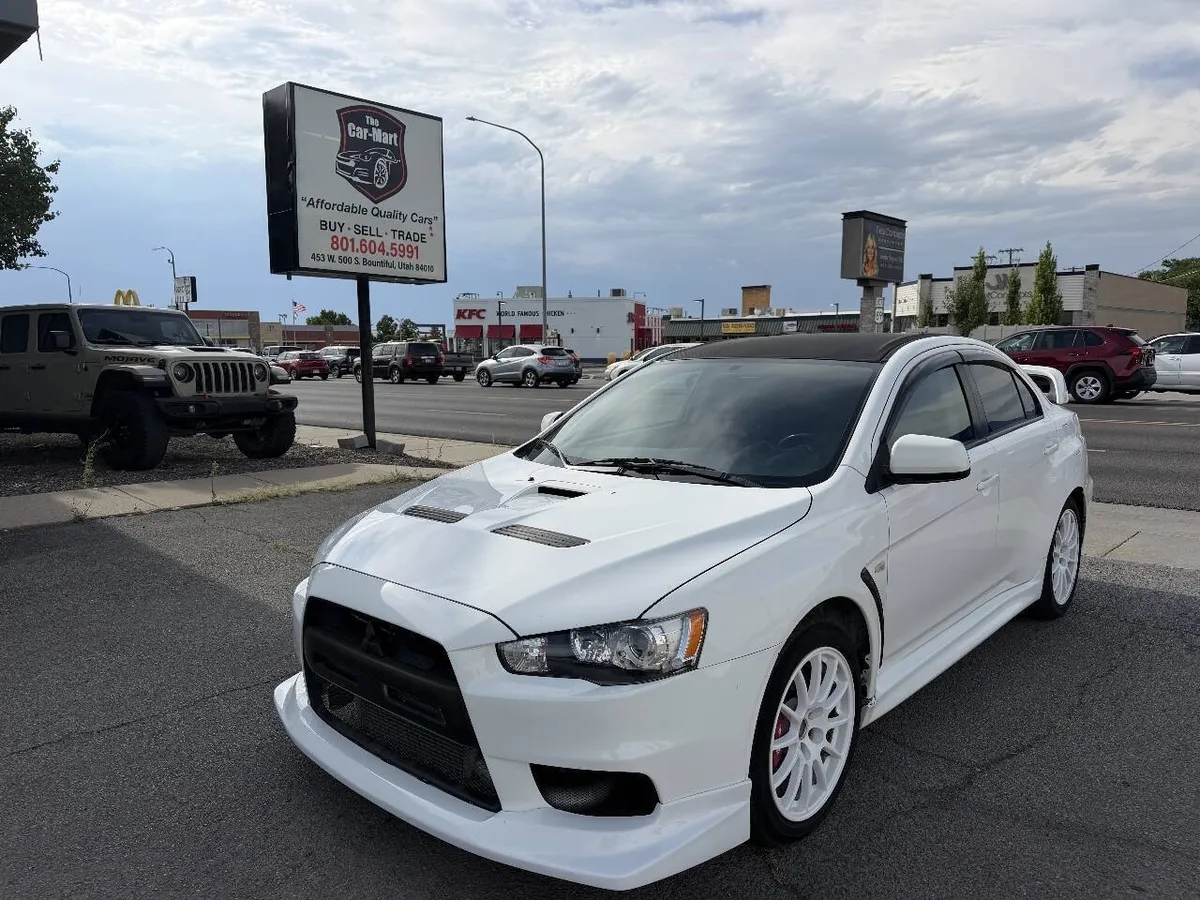 2014 Mitsubishi Lancer Evolution GSR AWD 4dr Sedan