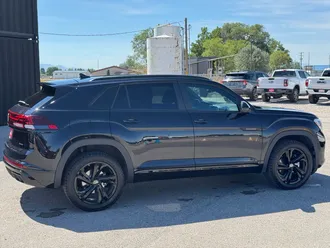 2025 Volkswagen Atlas Cross Sport photo 5