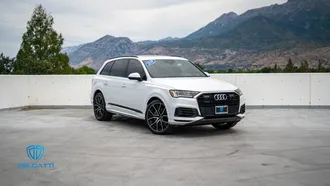 2020 Audi Q7 photo 2