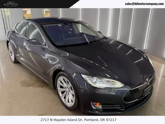 2016 Tesla Model S photo 3