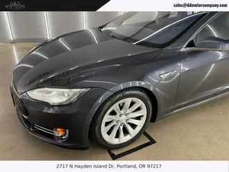 2016 Tesla Model S photo 4