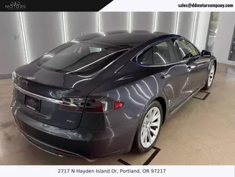 2016 Tesla Model S photo 6