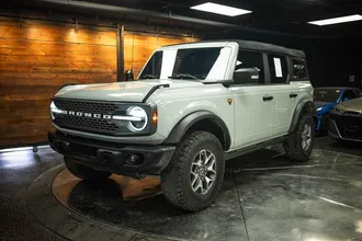 2023 FORD BRONCO photo 2