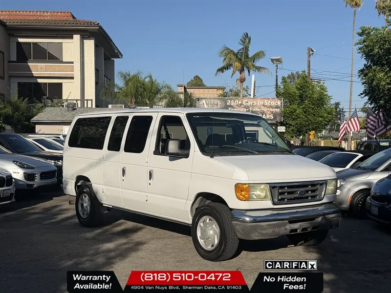 2005 Ford E-350 SD XLT E-350 SD XLT