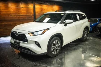 2020 TOYOTA HIGHLANDER photo 2
