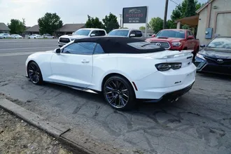 2023 Chevrolet Camaro photo 6