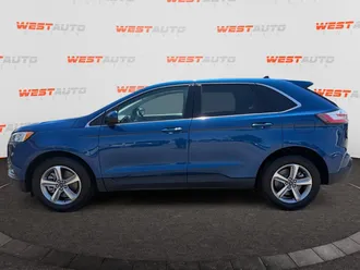 2022 Ford Edge photo 2