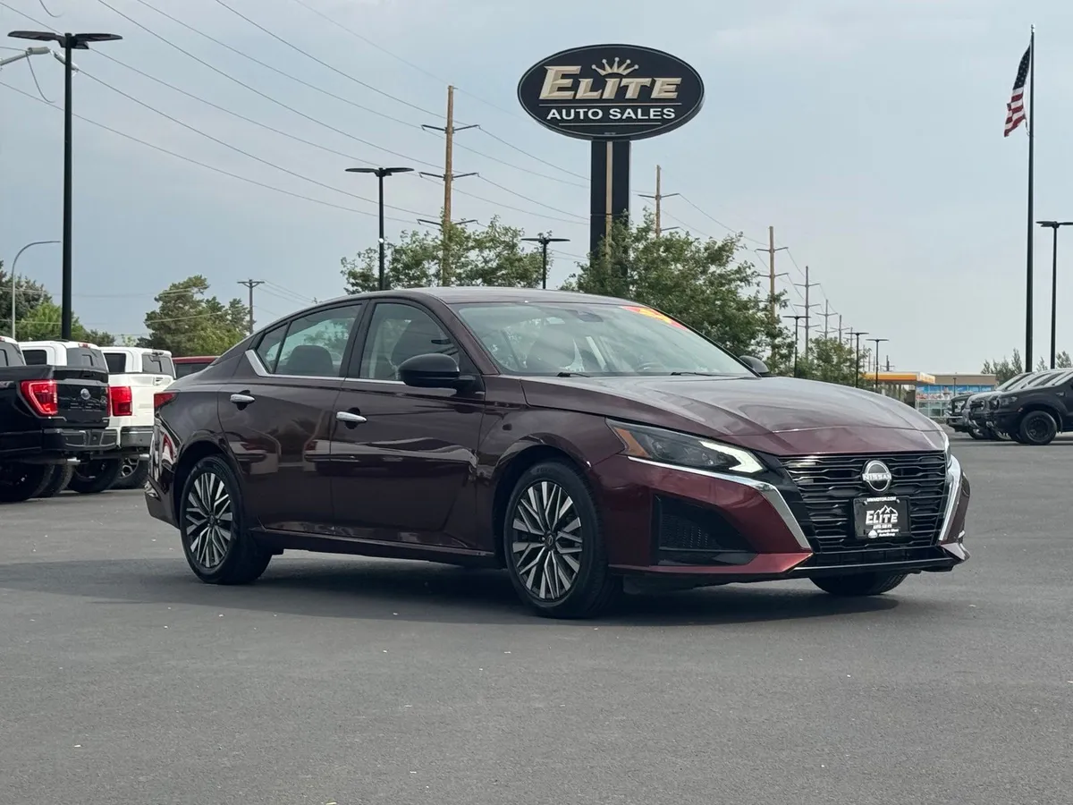 2024 Nissan Altima 2.5 SV