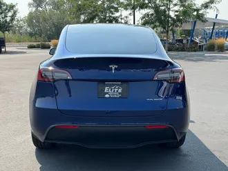 2023 Tesla Model Y photo 7