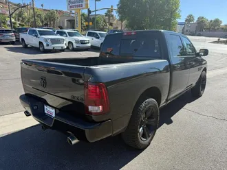 2016 Ram 1500 Crew Cab photo 5