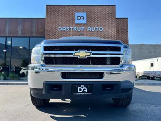 2011 Chevrolet Silverado 2500HD photo 2