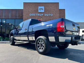 2011 Chevrolet Silverado 2500HD photo 4