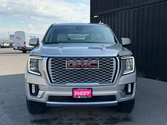 2023 GMC Yukon XL photo 2